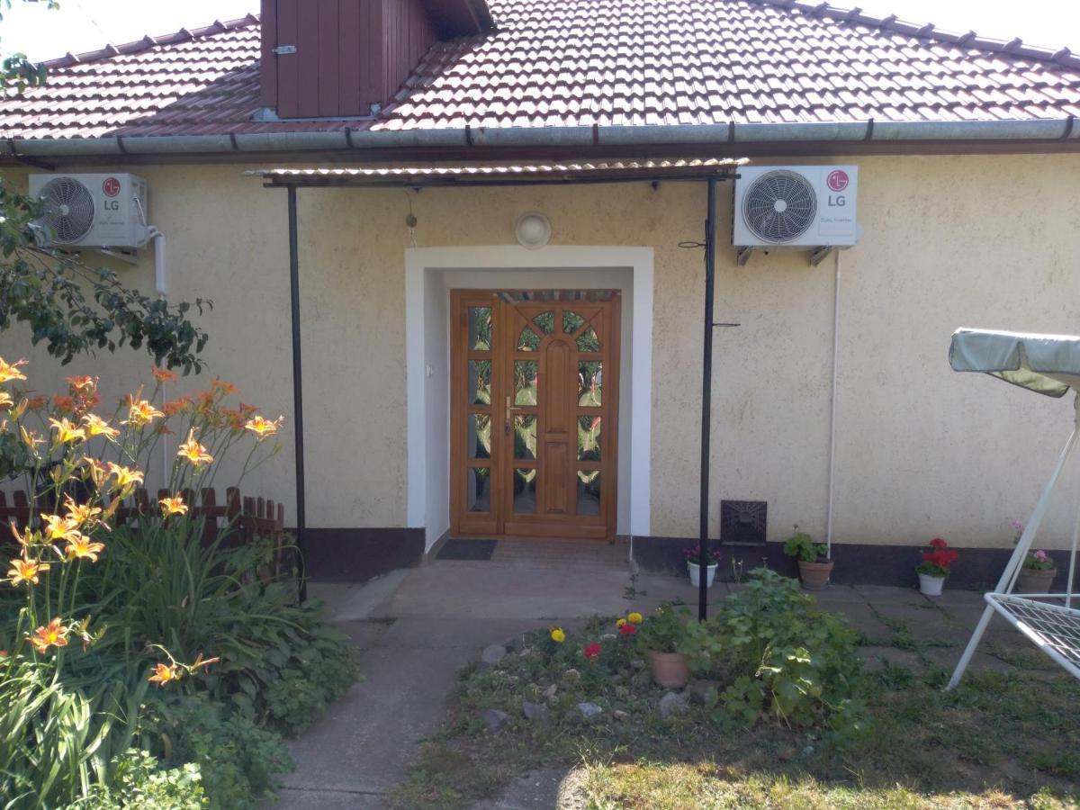 Raday Apartman Hajdúszoboszló Extérieur photo